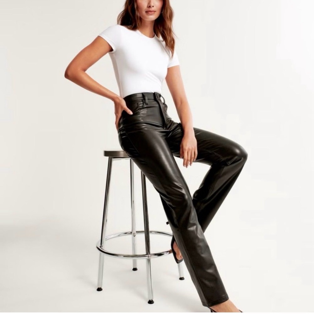 Curve Love Abercrombie 90s Straight Leather Pants